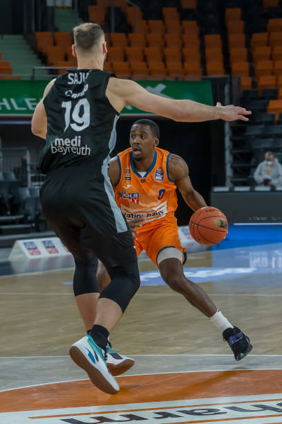 颇具话题性 颇具话题性